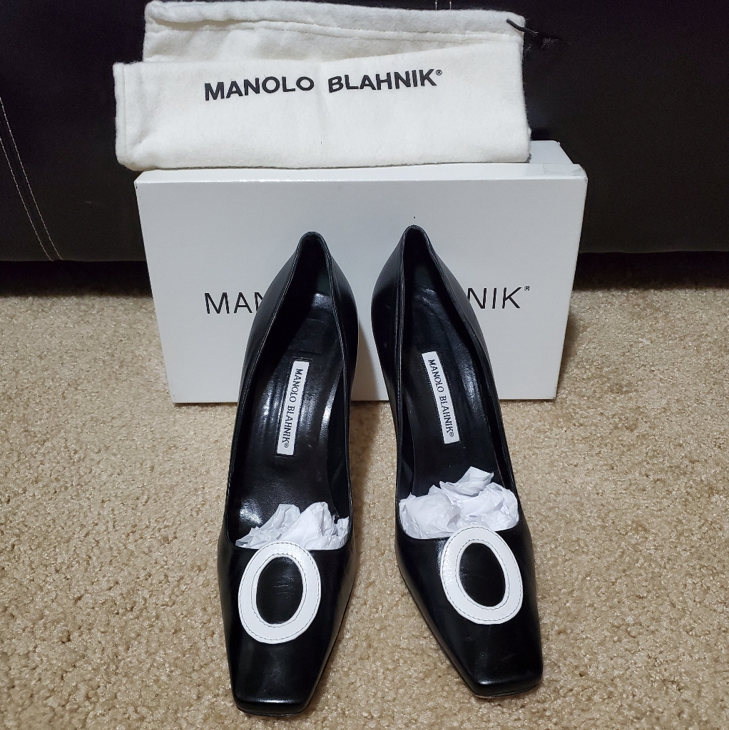 Manolo Blahnik Black Leather Square Toe Pump